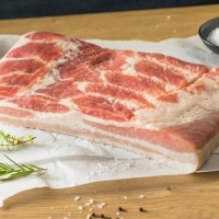 西班牙有皮無骨豬腩肉 